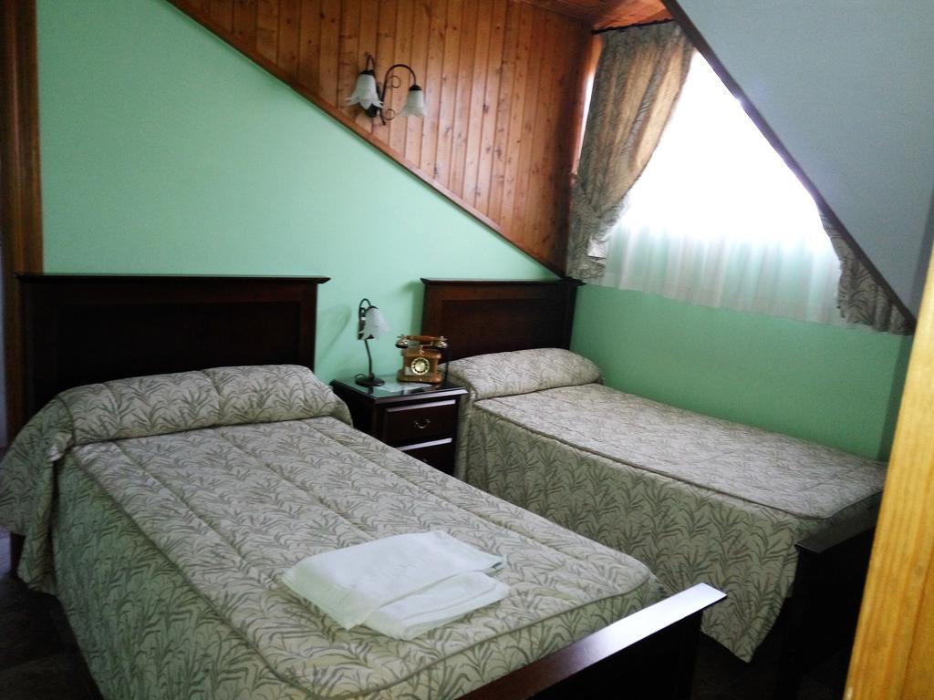 Hotel Rural La Piedra Arija Esterno foto